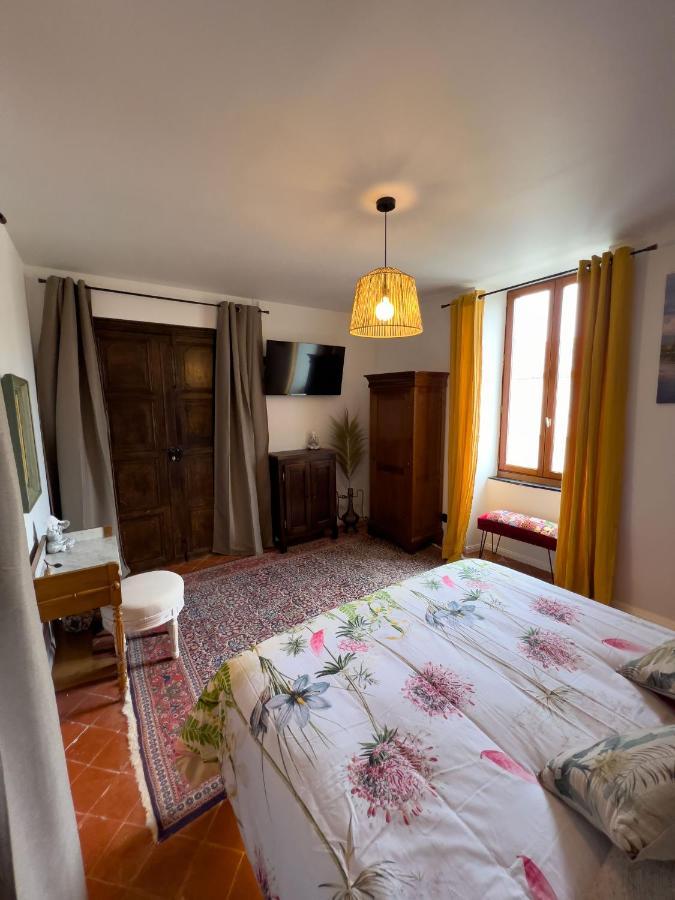 Les Baroudeurs De Saint Jean Bed & Breakfast Exterior photo